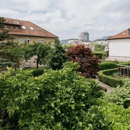 C17 4-bedroom Private Row House With Garden And Parking Ljubljana