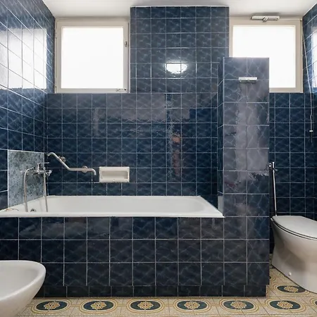 C17 4-bedroom Private Row House With Garden And Parking 류블랴나